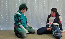 Kaksi Japanilainen babes harjoittaa Kuuma lesbo seksiä