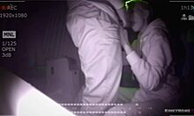 Amatör bir çiftin gizli kameraya kaydettiği kamusal tren oral seks videosu