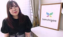Японската аматьорка Мики Са Кашита е привлекателна със сочен задник и големи гърди
